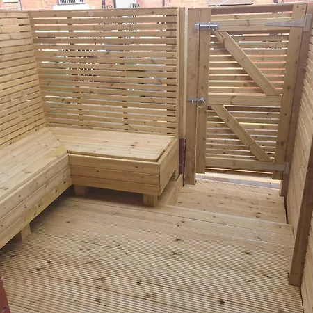 The Savile - Luxury Apartment Leeds - Your Next Stay Exterior photo